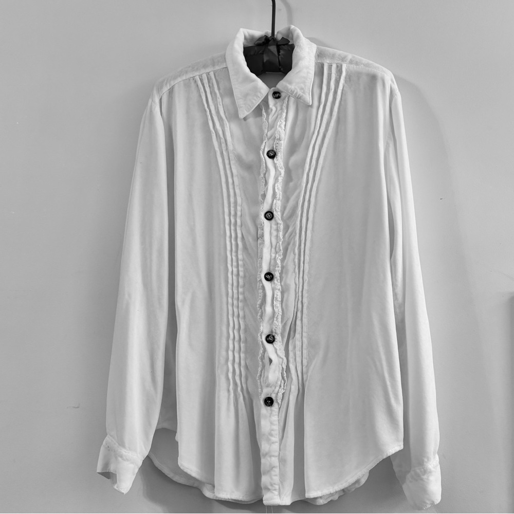 CP Shades Oversized White Velvet Ruffle Front Shirt Size L